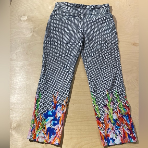 Attyre Black and White Geometric Ankle Pants 14 (NX) - Picture 7 of 13